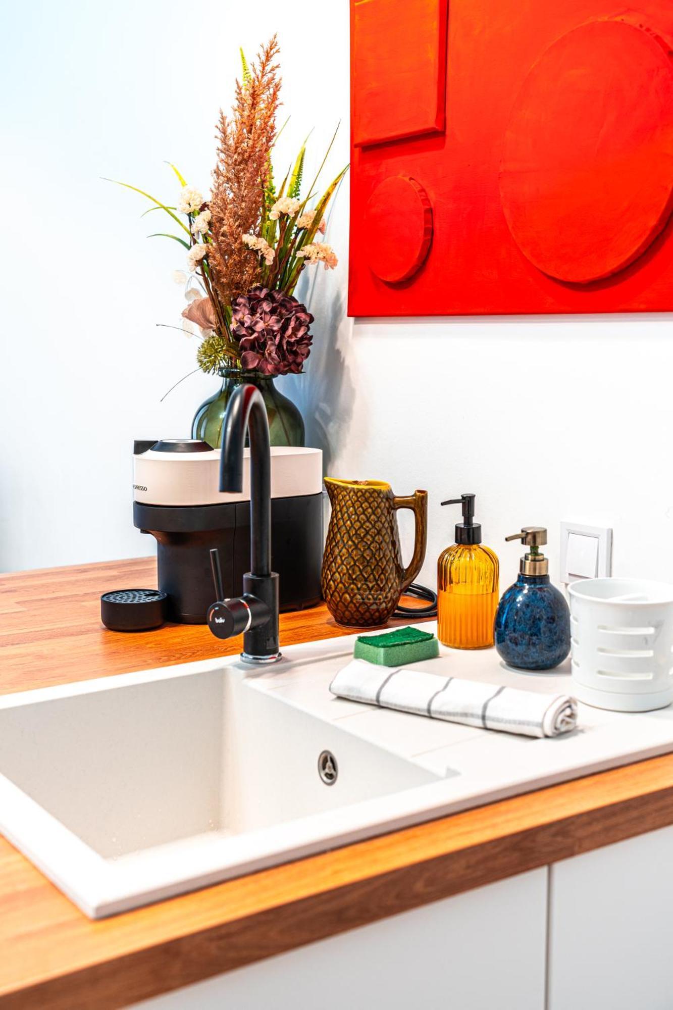 Apartamento Eclectic Downtown On Kiraly Street, Calm And *